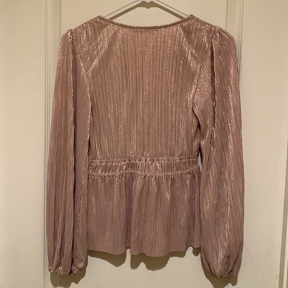 Abercrombie and Fitch Metallic Rose Gold Pleated Wrap Top Blouse Size Small used - Picture 2 of 15
